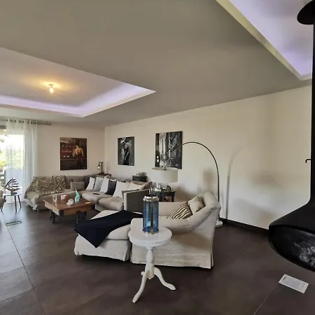 Belle Maison Villa *